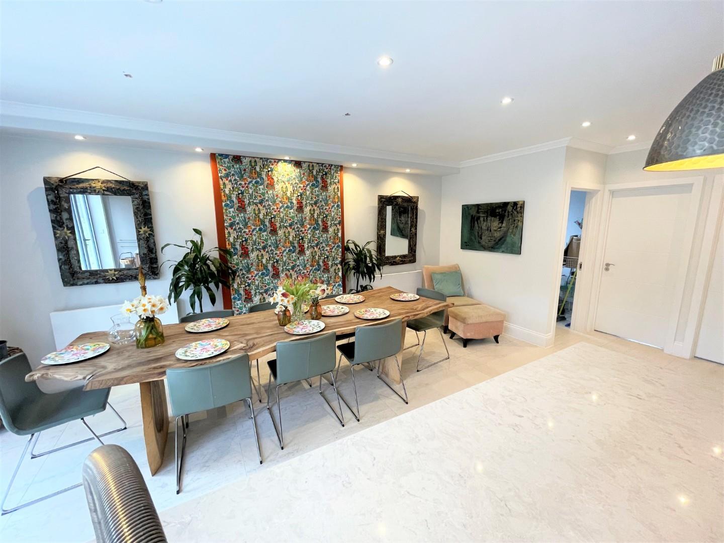Quinta Drive, Arkley